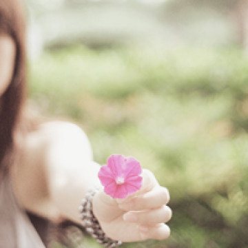 �������˸���ŮQQͷ��