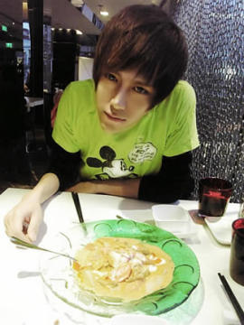 潮流男生亮丽QQ空间图片