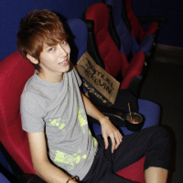 �����Ѿ����׵��Ժ�_������Ůʱ�г���QQͷ��