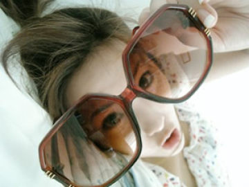 点击图片可在新窗口打开 空间大眼女生图片