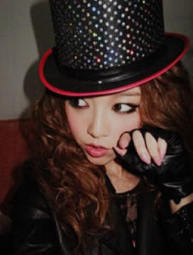 �ռ�ͼƬ�ز�