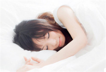 装的那么强悍的我其实不堪一击_清新自然的非主流男女QQ空间图片