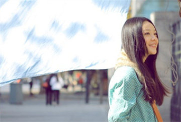 装的那么强悍的我其实不堪一击_清新自然的非主流男女QQ空间图片