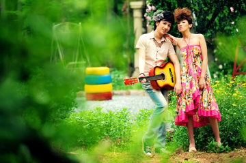 非常幸福的清爽色调情侣图片(2)