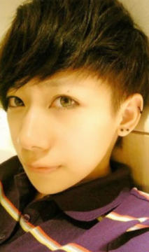 像个孩子一样被你看穿_时尚潮流清晰男生QQ空间图片素材