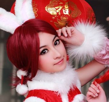 Ϊ�㴩�Ϻ�ɫ����_2011����ϲ��Ů��QQ�ռ�ͼƬ�ز�