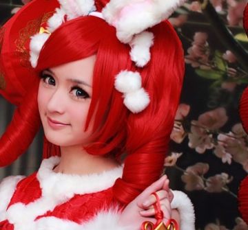 Ϊ�㴩�Ϻ�ɫ����_2011����ϲ��Ů��QQ�ռ�ͼƬ�ز�