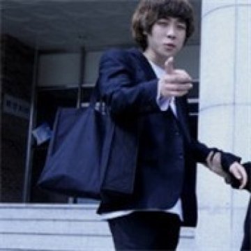 �������˽�ͷ��һ��