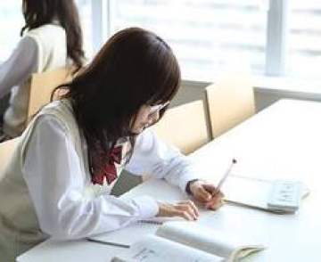 �����������һ����ı_Ư��Ψ���ķ�����Ů��QQͷ��