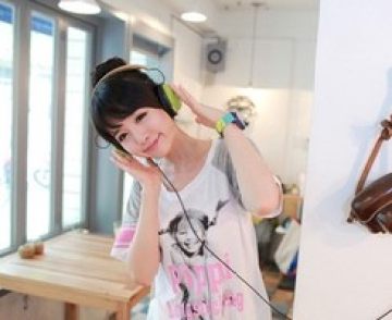 �����������һ����ı_Ư��Ψ���ķ�����Ů��QQͷ��