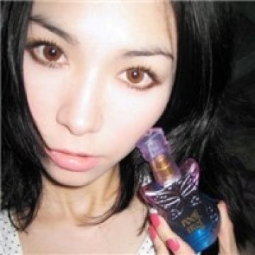 QQ�ռ��˸�Ů��ͷ��_www.qqtn.comt