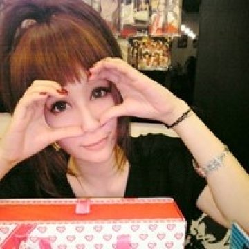 QQ�ռ��˸�Ů��ͷ��_www.qqtn.comt