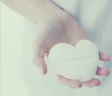 回忆是一种美好的演绎_纯纯爱恋的阳光意境QQ空间图片素材