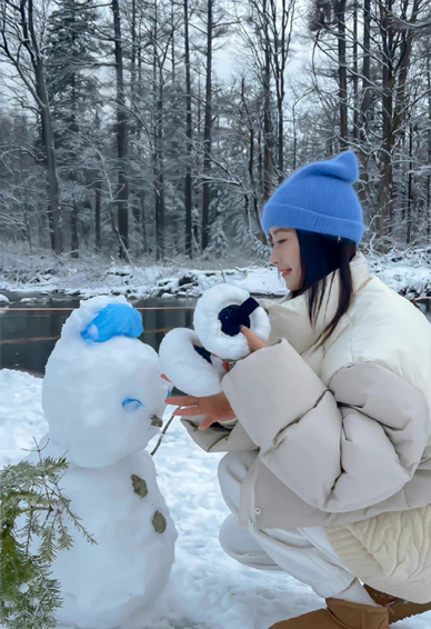 冬天用的氛围感女生耐看壁纸 让人极度舒适的冬季美女壁纸